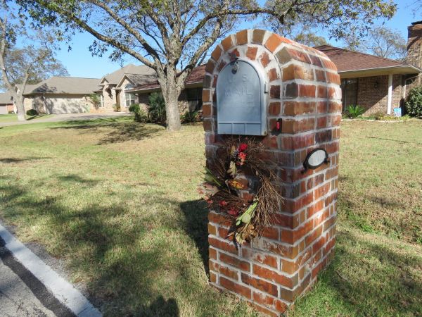 Brick Mailbox Replacement in Elmhurst