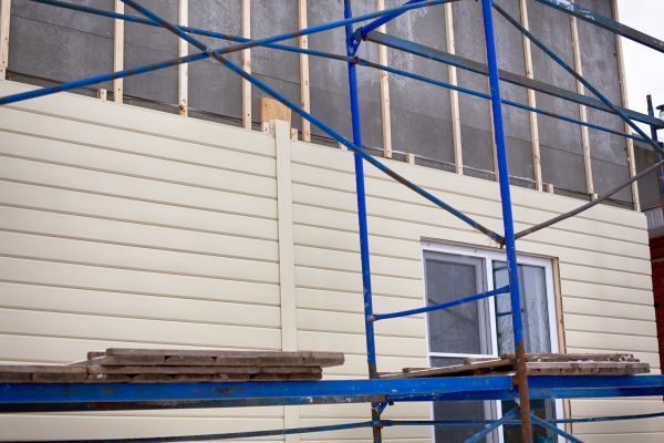 Loose Cladding Repair in Elmhurst