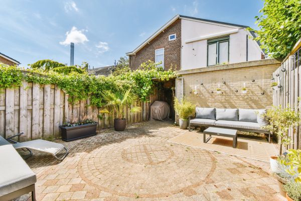 Courtyard Wall Repair in Elmhurst