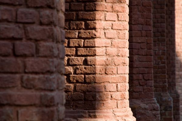 Brick Pillars Installation in Elmhurst